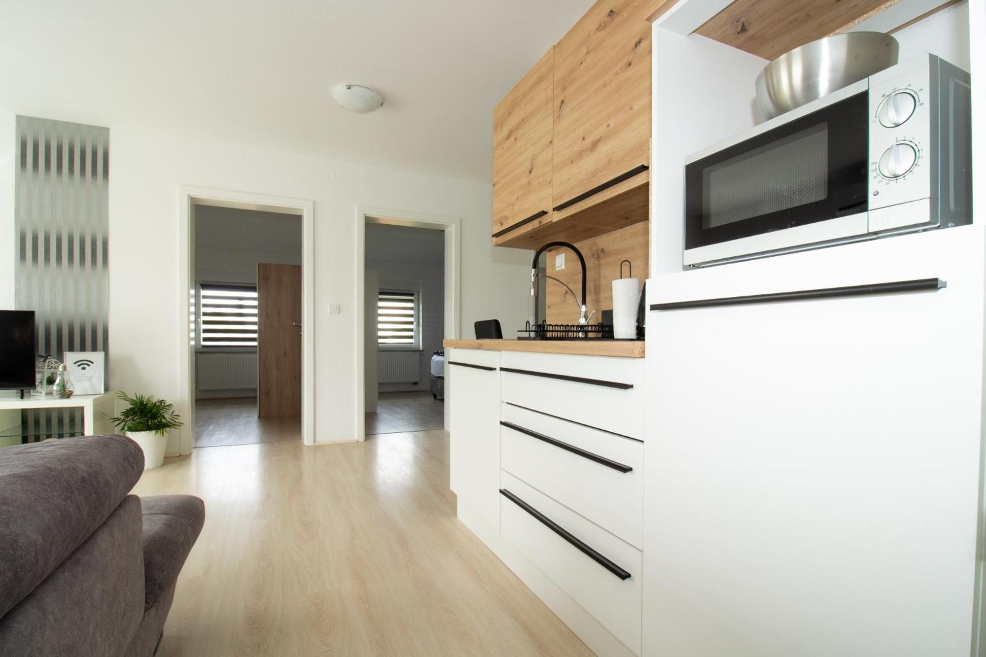 Apartman Keti Donja Lomnica エクステリア 写真