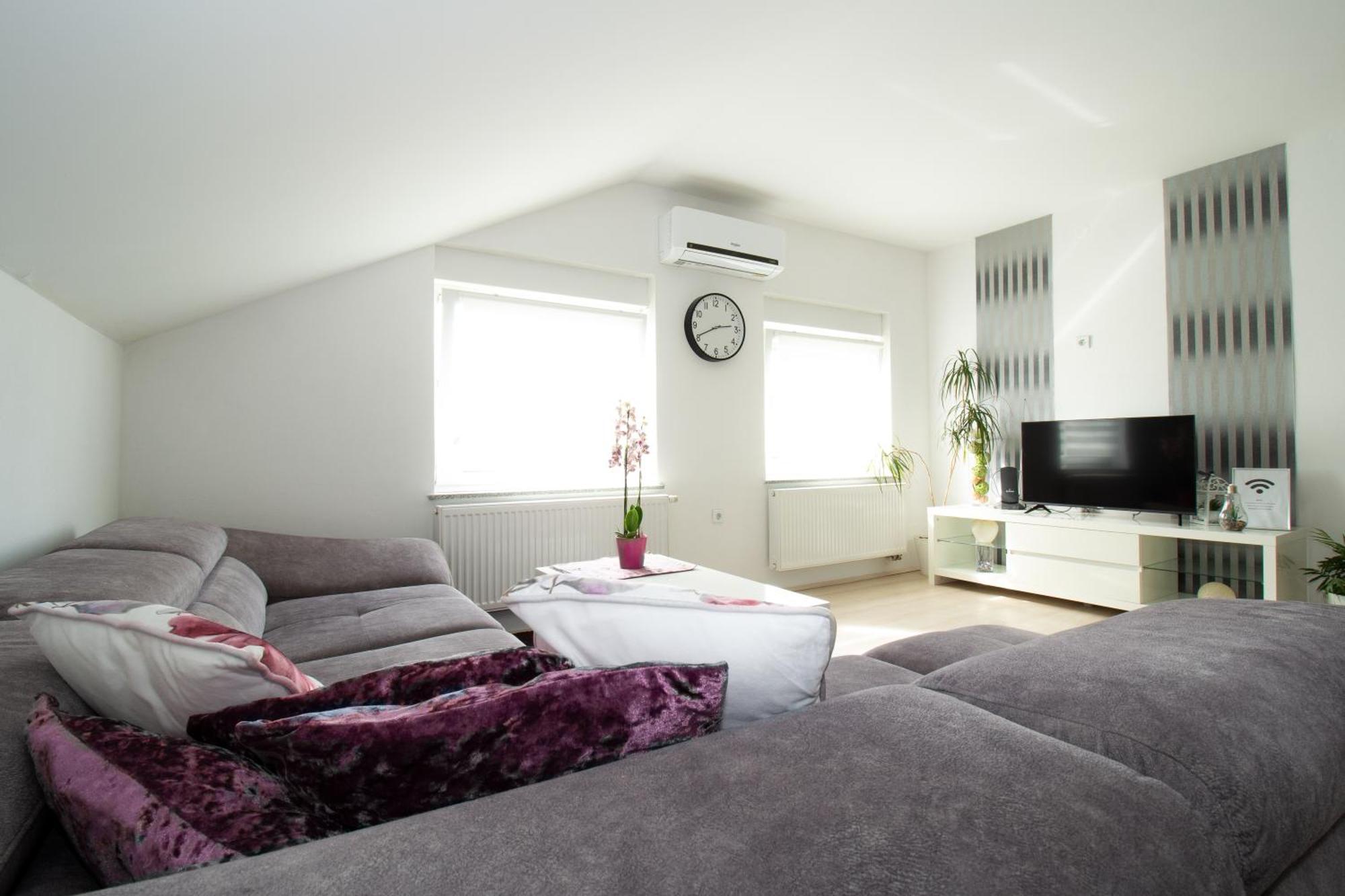 Apartman Keti Donja Lomnica エクステリア 写真