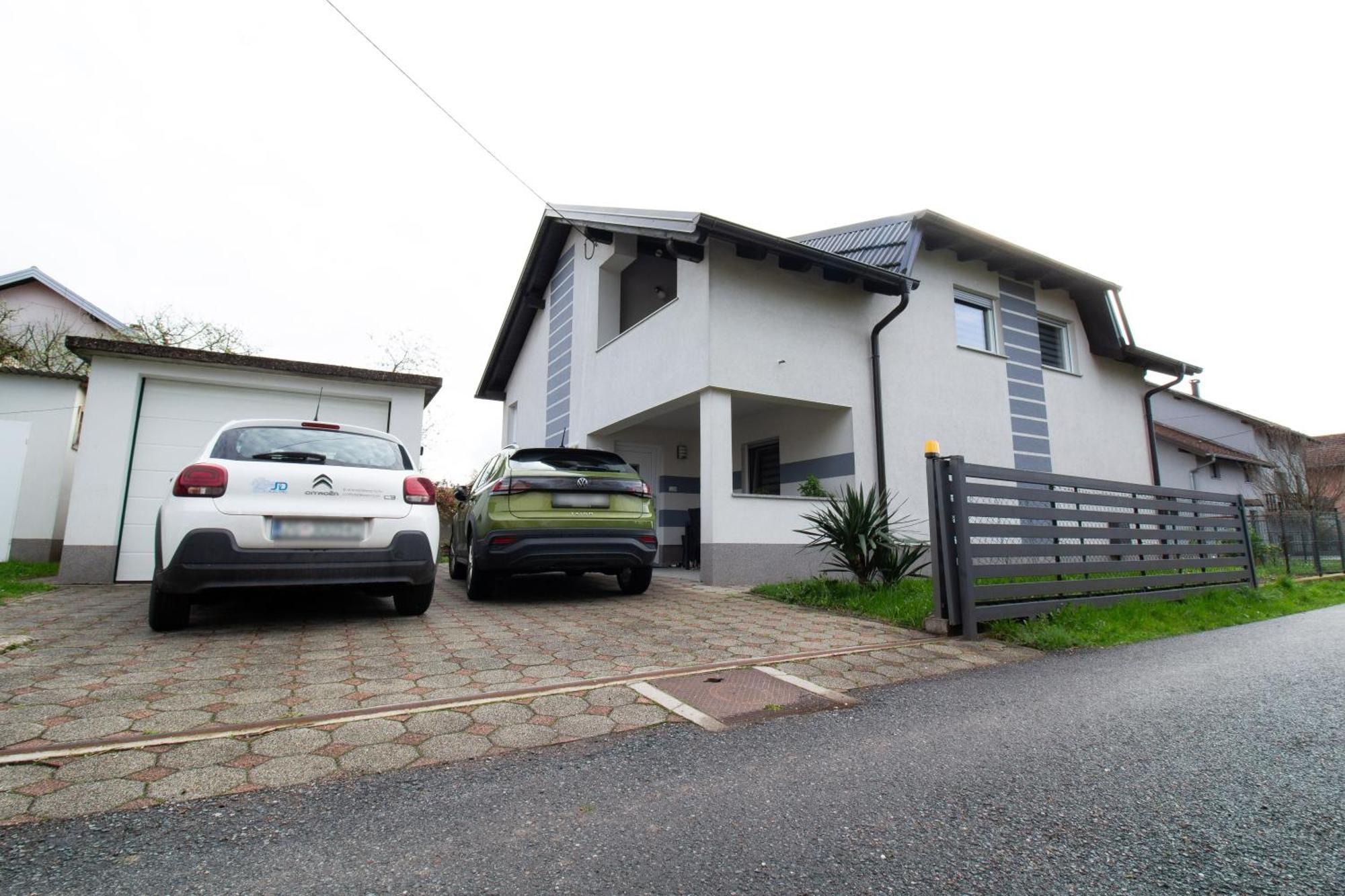 Apartman Keti Donja Lomnica エクステリア 写真